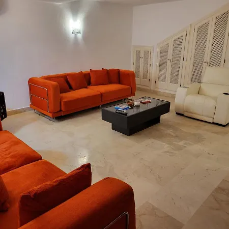 Luxury Beachside Inside Secure Gated Community بيت للعطل *